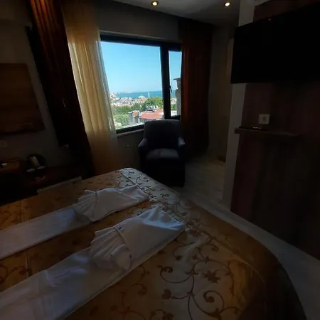 Peker Otel *