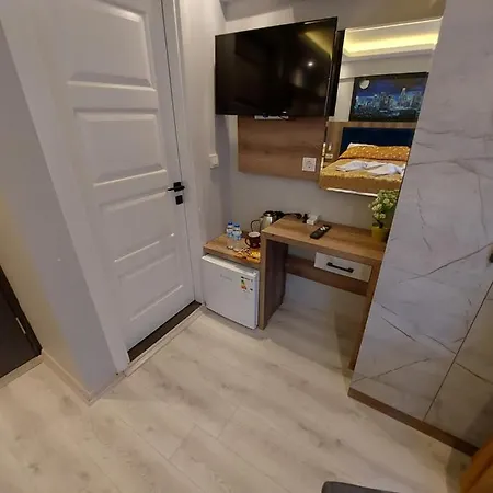 Peker Ξενοδοχείο *