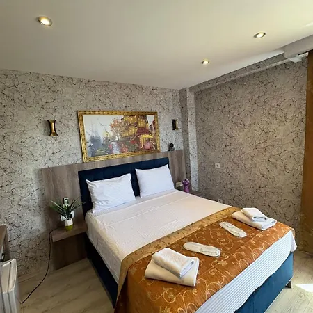 Hotel Peker *