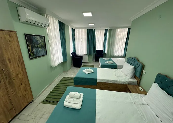 Peker Hotel *